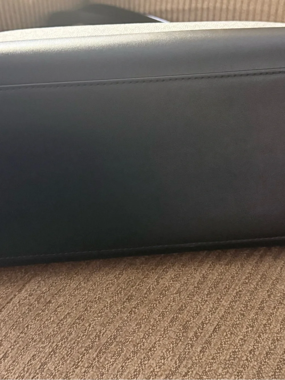 Authentic Michael Kors Reed Large Belted Tote with Matching Wallet Set